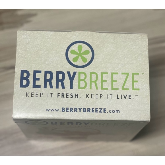 NIB Berry Breeze Fridge Fresh Fruit Saver Keep It Fresh Approved Organic - Picture 8 of 9